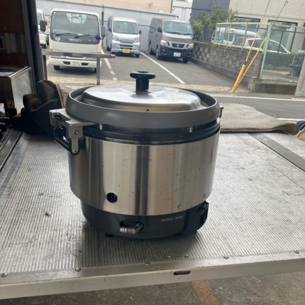 ガス炊飯器　リンナイ　RR-S300CF　2024年製 買取させていただきました！