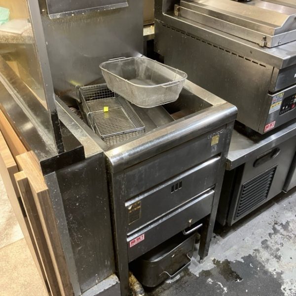 タニコー ガスフライヤー GFL-45C 2017年製 買取させていただきました！