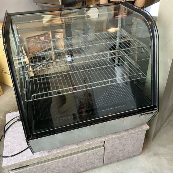 ヒジル 卓上冷蔵ショーケース HJR-UTK120 2021年製 買取させていただきました！