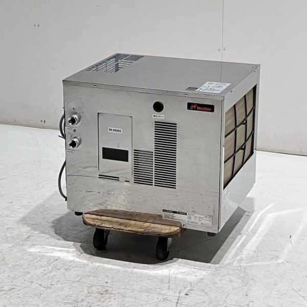 入荷しました!冷水チラーです!