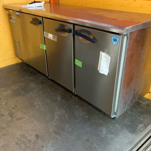 台下冷凍冷蔵庫　ダイワ　6161S-A　2016年 買取させていただきました！