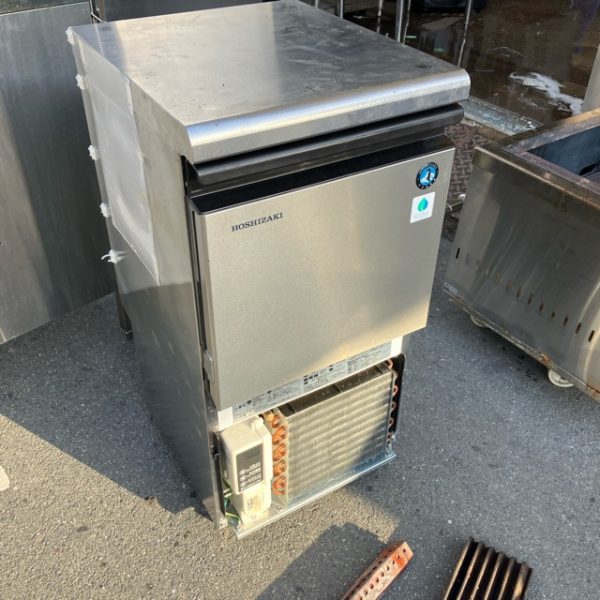 ホシザキ 25kg製氷機 IM-25M-NA 2025年製 買取させていただきました！