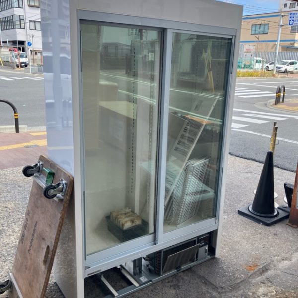 パナソニック リーチイン冷蔵ショーケース SRM-RV419SC 2023年製 買取させていただきました！