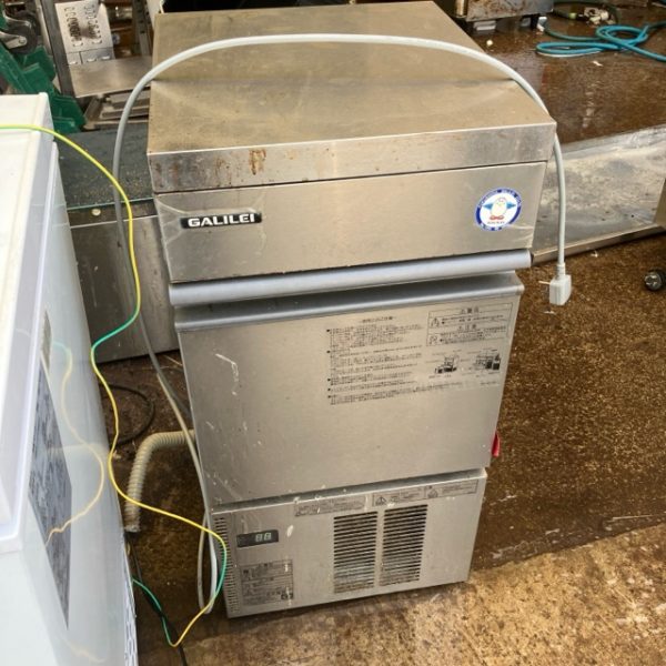 フクシマガリレイ 25kg製氷機 FIC-A25KT5 2023年製 買取させていただきました！