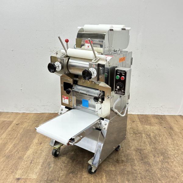 入荷しました!ロール式小型製麺機です! – 無限堂厨房ネットショップ