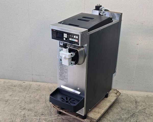 入荷しました!ホットショーケースです!