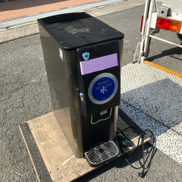 大和冷機 ウォーターディスペンサー DWD-C300P1 2023年製 買取させていただきました！