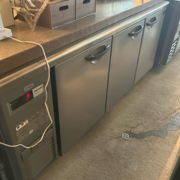 パナソニック 冷蔵コールドテーブル SUR-K1861SB-R 2025年製 買取させていただきました！
