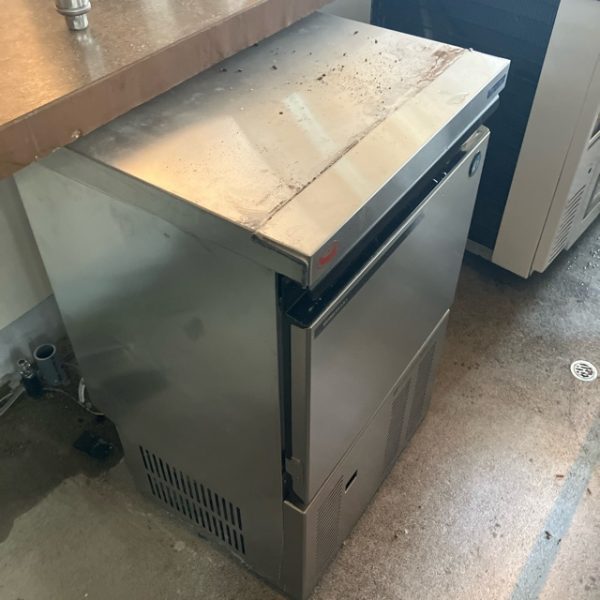 ホシザキ 35kg製氷機 IM-35M-2 2024年製 買取させていただきました！