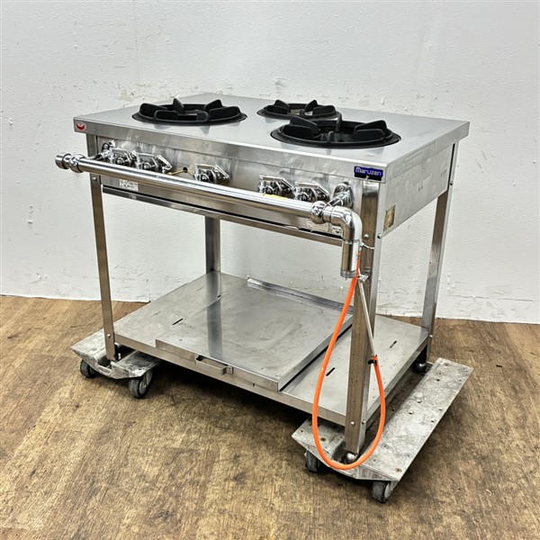 入荷しました!3口ガステーブルです!