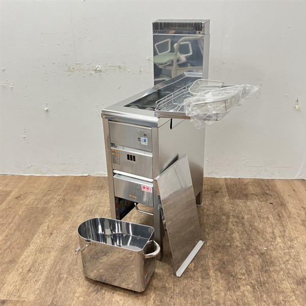 入荷しました!ガスフライヤーです!