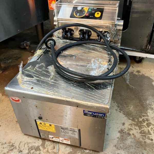 卓上電気フライヤー　マルゼン　MEF-10TE　2022年製 買取させていただきました！