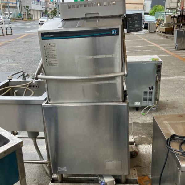 食器洗浄機　ホシザキ　JWE-680UB　2020年製 買取させていただきました！
