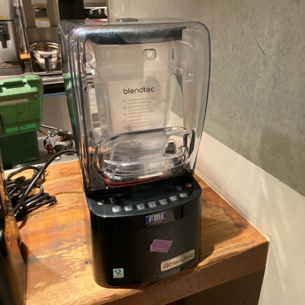 FMI スムージーブレンダー STEALTH885 2020年製 買取させていただきました！