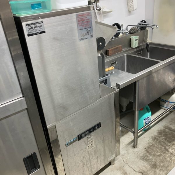 テンポスバスターズ 食器洗浄機・小型ドアタイプ TBDW-450BAU3 2023年製 買取させていただきました！