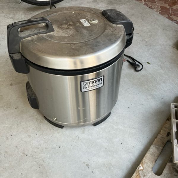タイガー 電気炊飯ジャー JNO-A360 2017年製 買取させていただきました！