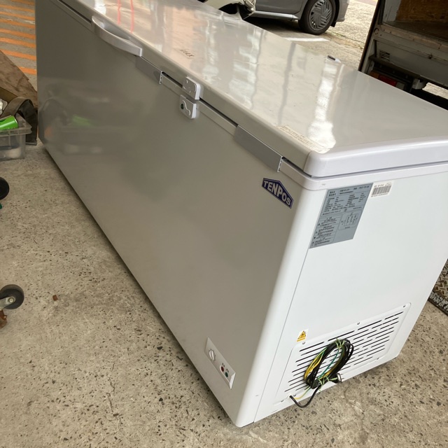 冷凍ストッカー　テンポス　TBCF-576-RH　2025年製 買取させていただきました！