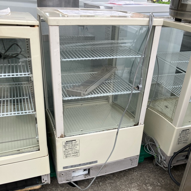 パナソニック 卓上4面ガラス冷蔵ショーケース SMR-C65F 2017年製 買取させていただきました！