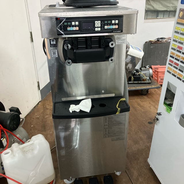 日世 ソフトクリームサーバー CI-6748WT 2025年製 買取させていただきました！