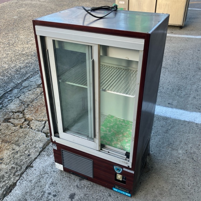 大和冷機 冷蔵ショーケース 221U-11 2015年製 買取させていただきまし